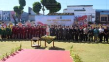 Kodim 0707/Wonosobo dan Polres Wonosobo tergambar jelas dalam sesi foto bersama usai upacara HUT Bhayangkara ke-80 di Wonosobo