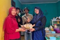 ‎ Tim pengabdian Universitas Widya Mataram mendampingi Perempuan Kepala Keluarga dan penggerak Dasa Wisma di Bantul
