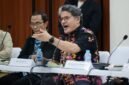 guru besar dari perguruan tinggi mitra menyimak jalannya diskusi bersama Kementerian Transmigrasi di Jakarta