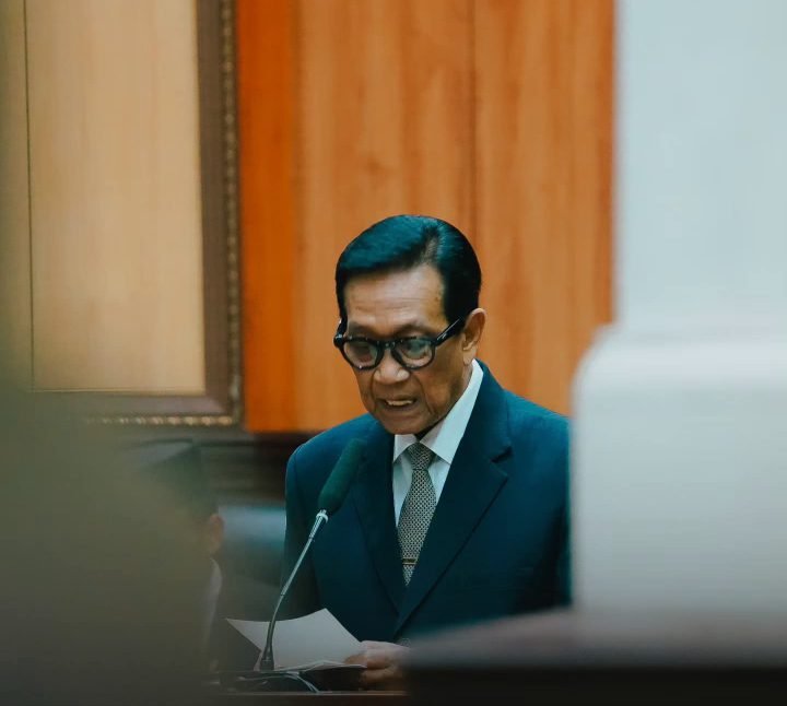 Gubernur DIY, Sri Sultan Hamengku Buwono X