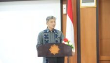 Ketua LLDIKTI Wilayah V saat memberikan sambutan dalam orasi pengukuhan guru besar UMY ke-53