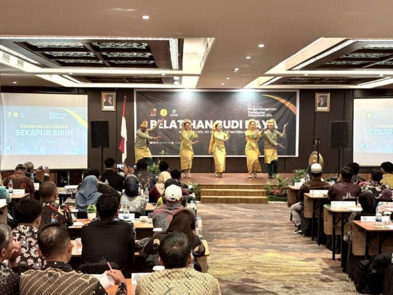 Tarian Sekapur Sirih
