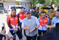 Gubernur Sumsel didampingi jajaran PT Pertamina Patra Niaga Regional Sumbagsel menjelaskan langkah taktis pemerintah daerah dalam mengatasi kepadatan antrean Biosolar di Palembang