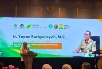 Gubernur Lampung memberikan sambutan pada pembukaan Proyek Penguatan Kelembagaan dan Produktivitas KUPS melalui Skema Pembiayaan Campuran (Blended Finance) Berkelanjutan di Bandar Lampung