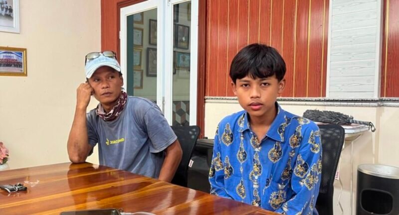 Sarbini (47), buruh harian lepas asal Kampung Sindang Mandi, Desa Panyerapan, Kecamatan Baros, Kabupaten Serang