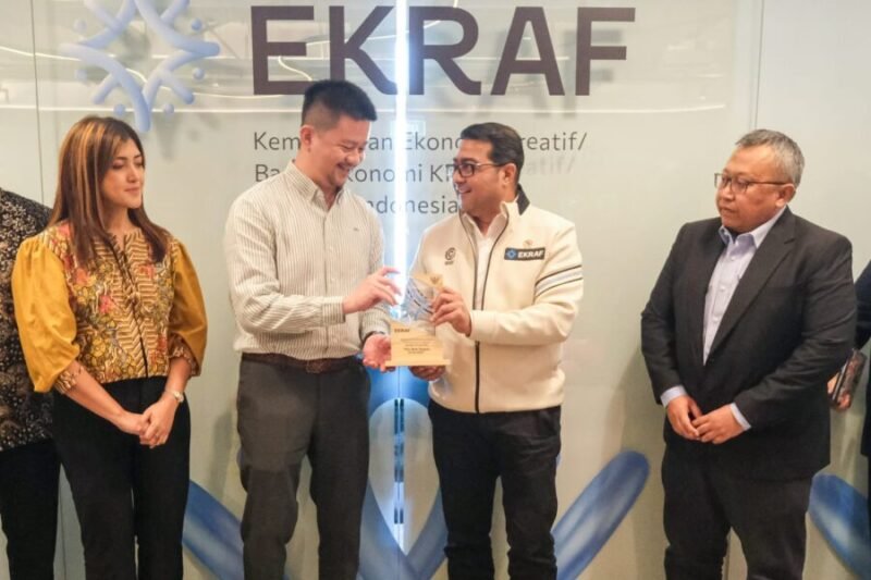 Menteri Ekonomi Kreatif, Teuku Riefky Harsya, menerima audiensi jajaran manajemen Tencent di Kantor Kementerian Ekraf, Jakarta