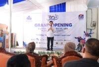 Wagub Dimyati memberikan  sambutan pada Grand Opening Kantor Pusat BPR Amal Bhakti Sejahtera (ABS) di Karangtanjung, Kabupaten Pandeglang, Sabtu (18/7/2026).