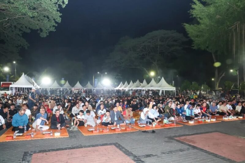 Antusiasme warga Banten menyaksikan laga final antara Argentina dan Spanyol.