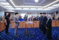 Sekretaris Daerah Provinsi (Sekdaprov) Lampung, Marindo Kurniawan, mewakili Gubernur Lampung melantik dan mengambil sumpah jabatan tiga pejabat di lingkungan Pemerintah Provinsi Lampung pada Senin (20/7/2026).