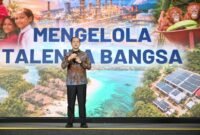 Menteri Transmigrasi M. Iftitah Sulaiman Suryanagara memberikan pembekalan kepada peserta Tim Ekspedisi Patriot (TEP) 2026 di Bogor
