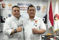 Wakil Ketua Umum Komite Sepakbola Mini Indonesia (KSMI) Tundra Meliala bersama Ketua Umum Yan Mulia Abidin. (jogjaoke/Istimewa)