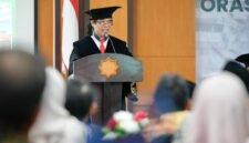 Guru Besar KPI FSIP UMY, Prof. Dr. Mahli Zainuddin, M. Si