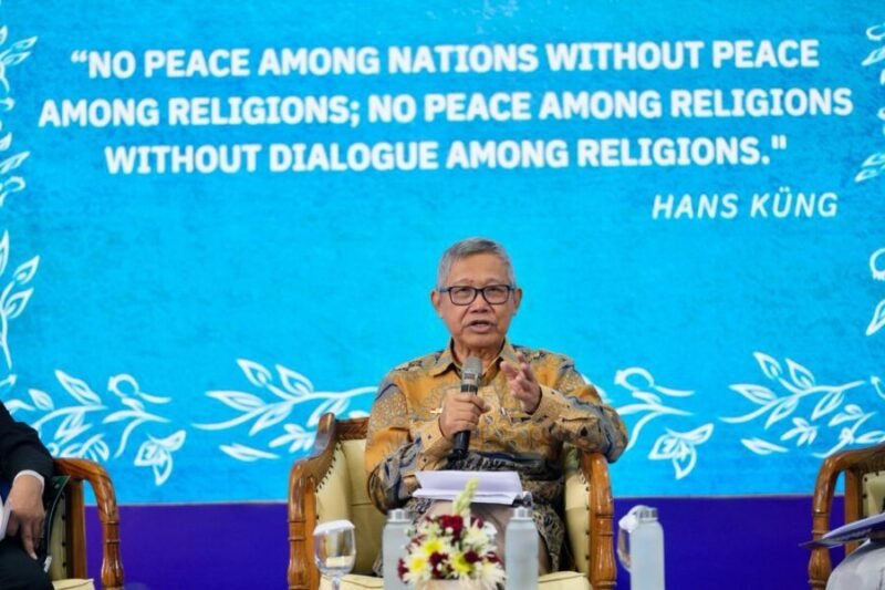 Dubes RI untuk Vatikan, Michael Trias Kuncahyono saat menjadi keynote speaker dalam the 10th ICoSI UMY 2026