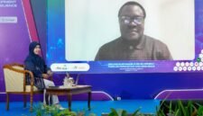 Foto keynote speeach UMYGrace 2026,  Desmond Osaretin Oriakhogba, Ph.D., Associate Professor dari University of the Western Cape, Afrika Selatan