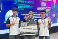 Mahasiswa Teknik UMY yang berhasil meraih tiga penghargaan di Kompetisi Beton Internasional Malaysia