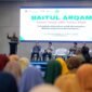 Foto Sekretaris BPH (Badan Pembina Harian) UMY, H. Arba Riksawan Qomaru, S.E., saat menyampaikan sambutan dalam kegiatan Baitul Arqam dosen tetap UMY