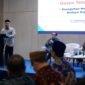 Foto Sekretaris BPH (Badan Pembina Harian) UMY, H. Arba Riksawan Qomaru, S.E., saat menyampaikan sambutan dalam kegiatan Baitul Arqam dosen tetap UMY
