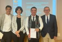 Dosen Fakultas Hukum UMY, Yordan Gunawan (dua dari kanan foto) setelah melakukan sidang doktoralnya di Universitat Pompeu Fabra, Spanyol