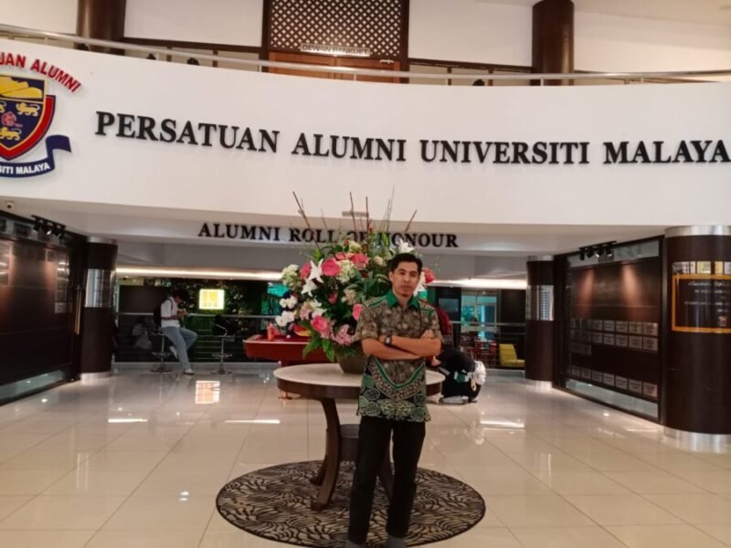 Foto Dosen HI UMY, Dr. Ahmad Sahide, S.IP., M.A.,
