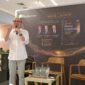 Before all speakers on the Book Launch of The Art of Heroic Leadership yesterday at Kinokuniya Grand Indonesia, the President of UID Foundation, Kak @Pengguna tak dikenal inspired all attendants to keep being presence on every family, organization and group or communities, inclidong member of parliament