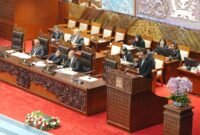 Suasana Rapat Paripurna DPR RI dengan agenda Pembicaraan Tingkat II/Pengambilan Keputusan atas 15 RUU tentang Kabupaten/Kota di tiga provinsi Kalimantan, di Ruang Rapat Paripurna DPR RI, Jakarta, Selasa (22/9/2026).