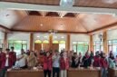 Foto tim HIMASEPTA UMY melakukan asesmen kepada warga Garongan, Panjatan, Kulon Progo untuk potensi lokal Garongan dengan produksi kelapa