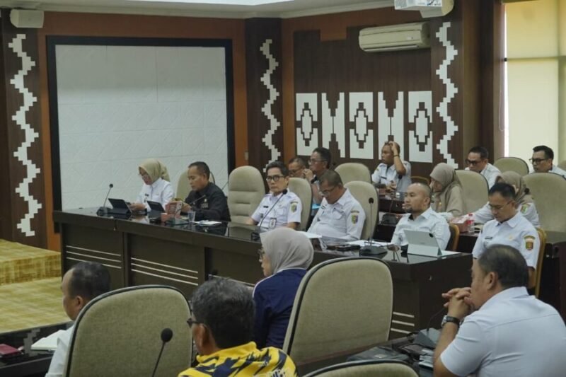 Perwakilan perangkat daerah dan instansi terkait mengikuti rapat persiapan PORNAS KORPRI XVIII Tahun 2027 yang akan digelar di Lampung.