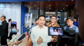 Wakil Gubernur Banten Achmad Dimyati Natakusumah saat diwawancarai awak media di sela acara Indo Halal International Industry Expo (IHIEX) 2026 di ICE BSD