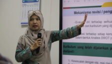 Foto dosen prodi Agroteknologi, Fakultas Pertanian UMY,  Dr. Ir. Lis Noer Aini, S.P., M.Si
