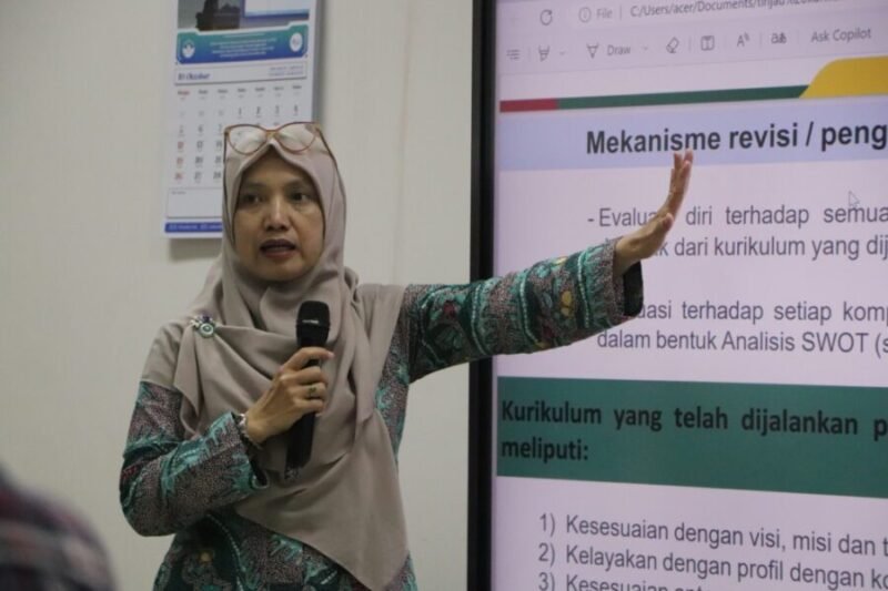Foto dosen prodi Agroteknologi, Fakultas Pertanian UMY,  Dr. Ir. Lis Noer Aini, S.P., M.Si