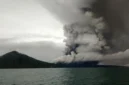 Aktivitas vulkanik gunung api Anak Krakatau masih tinggi, Pusat Vulkanologi dan Mitigasi Bencana Geologi (PVMBG) mempertahankan status Level III atau Siaga.