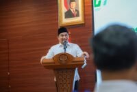 Achmad Dimyati Natakusumah memberikan sambutan sekaligus arahan pada Sosialisasi Pengelolaan ZIS-DSKL BAZNAS