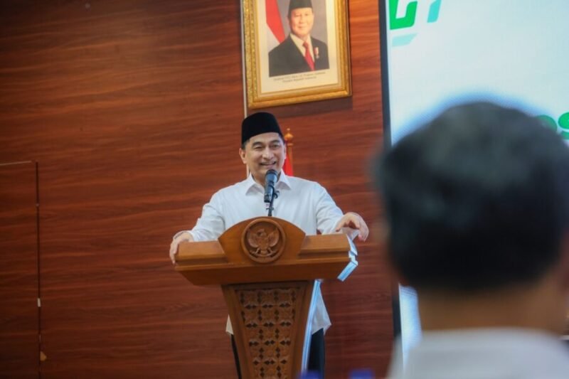 Achmad Dimyati Natakusumah memberikan sambutan sekaligus arahan pada Sosialisasi Pengelolaan ZIS-DSKL BAZNAS