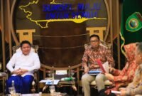 Suasana diskusi interaktif antara Gubernur Herman Deru dan Direktur Pelayanan Klinis Kemenkes RI Obrin Parulian untuk mendorong peningkatan mutu serta transparansi pelayanan kesehatan masyarakat.