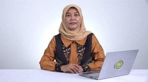 Foto dosen FH UMY, Dr. Nanik Prasetyoningsih, M.H