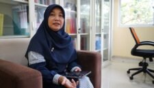 Foto dosen FH UMY, Dr. Nanik Prasetyoningsih, S.H., M.H