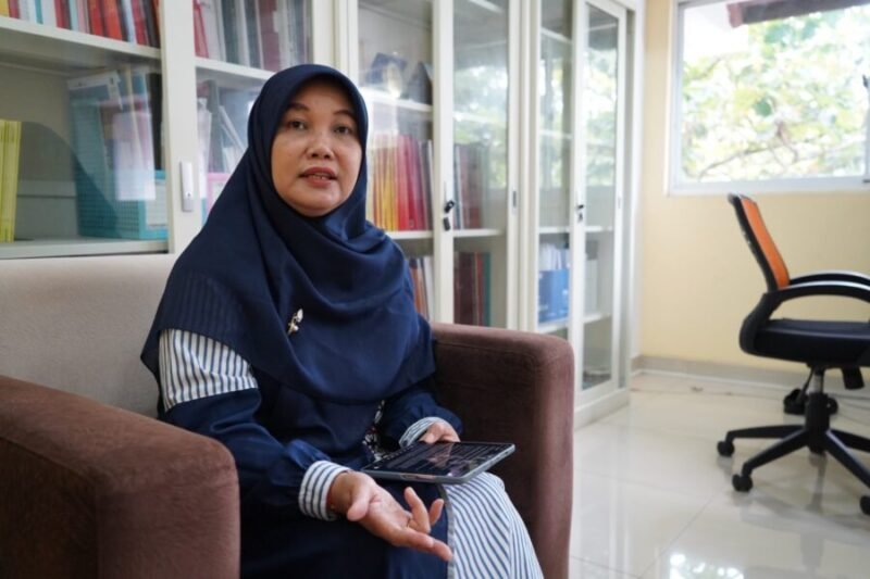Foto dosen FH UMY, Dr. Nanik Prasetyoningsih, S.H., M.H