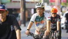 Foto Wakil Rektor UMY bidang Reputasi, Kemitraan, dan Digital saat mengikuti kegiatan PIKBIKE PITAKOM dalam rangkaian Munas VII APTIKOM DIY