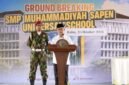 Foto Ketum PP Muhammadiyah saat memberikan amanatnya dalam acara Peletakan Batu Pertama SMP MSUS yang diinisasi oleh UMY