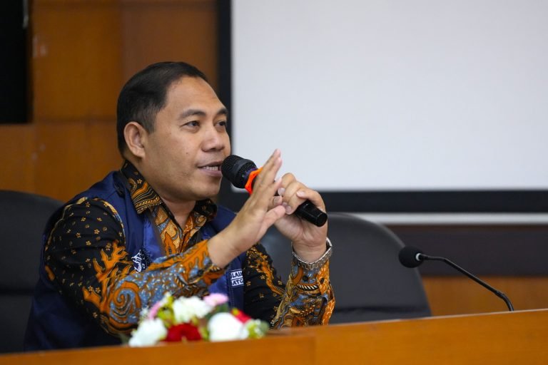 Foto dosen Fakultas Hukum UMY, Dr. King Faisal Sulaiman, S.H., LL.M